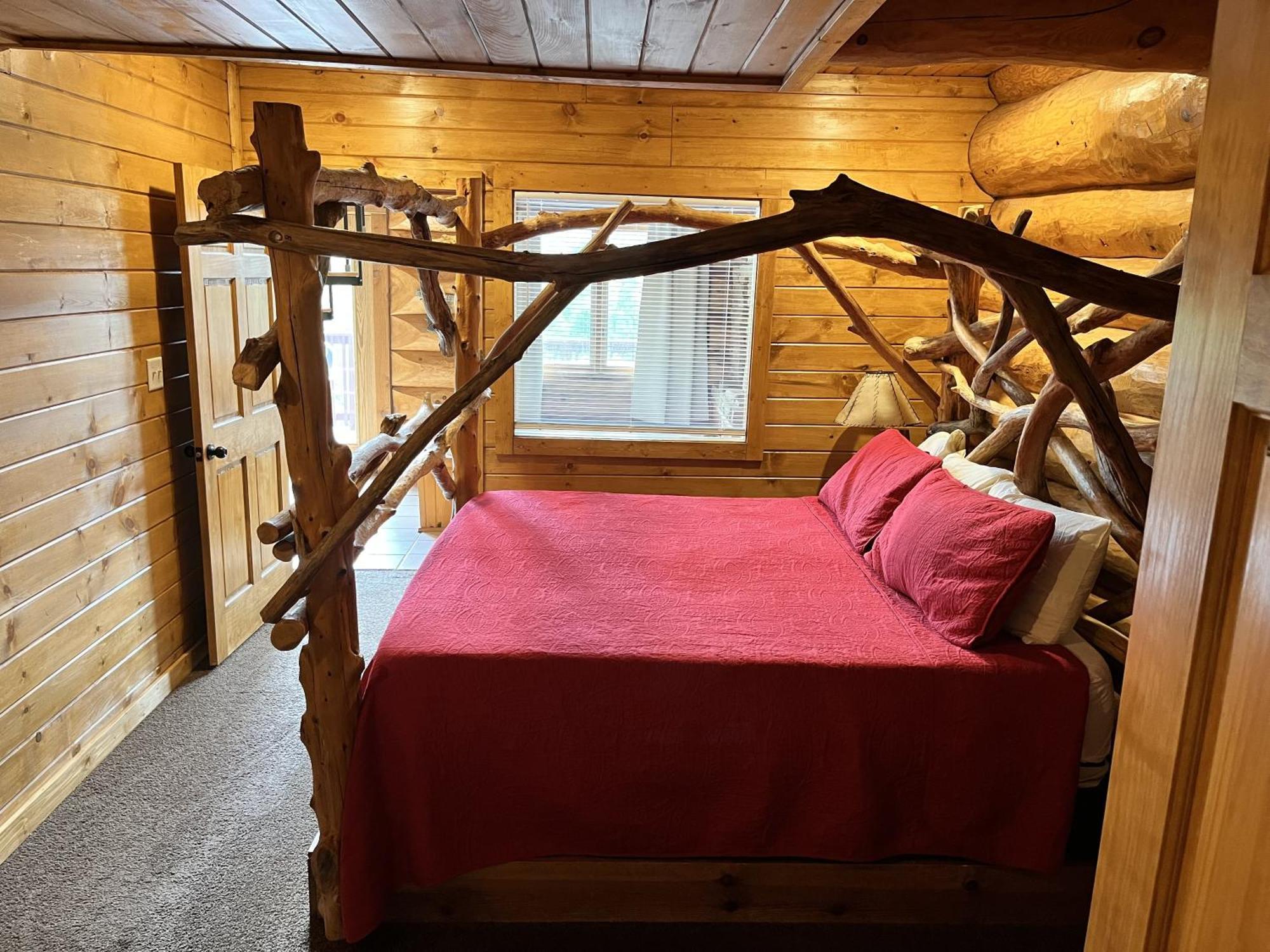 Infinite Views - Secluded With Mountain Views Cabin Гатлинбург Экстерьер фото