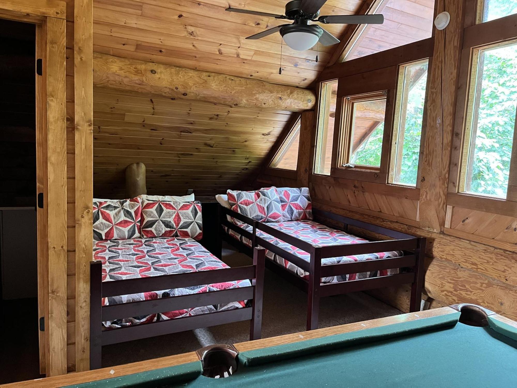 Infinite Views - Secluded With Mountain Views Cabin Гатлинбург Экстерьер фото