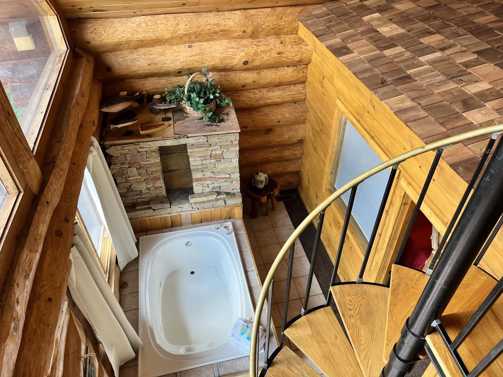 Infinite Views - Secluded With Mountain Views Cabin Гатлинбург Экстерьер фото